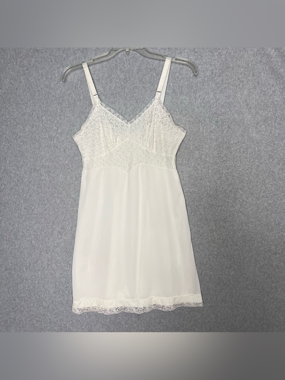 Aristocraft by Superior Vintage 60s Slip Nylon Lace Union Made Sz 38 White
